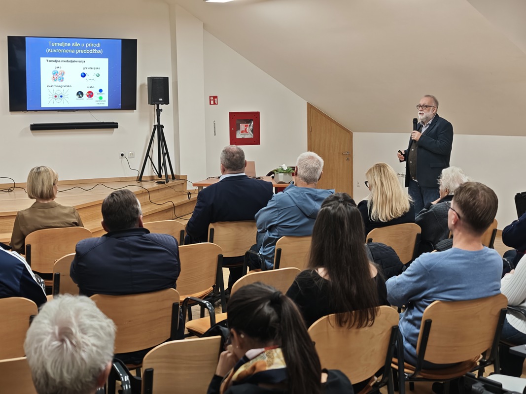 Dr. sc. Roman Brajša održao predavanje o jednoj od astronomskih tema kojima se bavio isusovac Ruđer Bošković